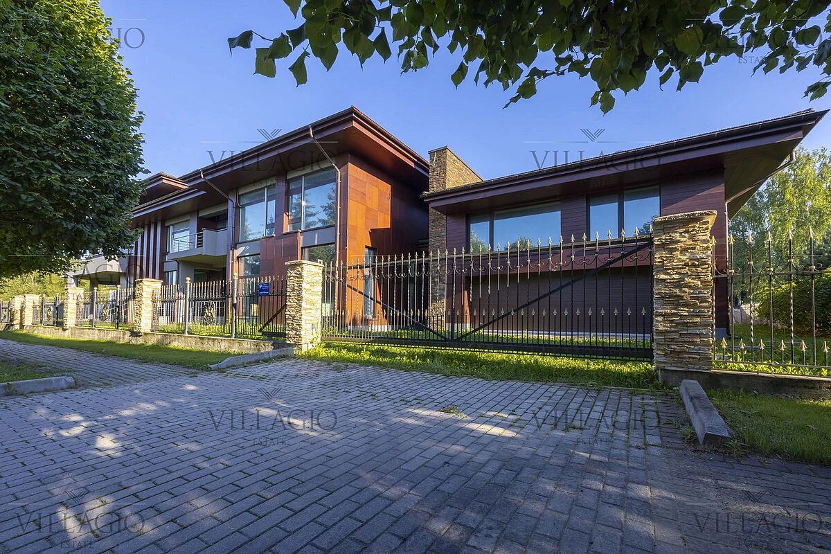 Загородный дом