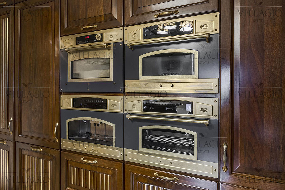 Дом со своим выходом к «венецианскому‎» каналу