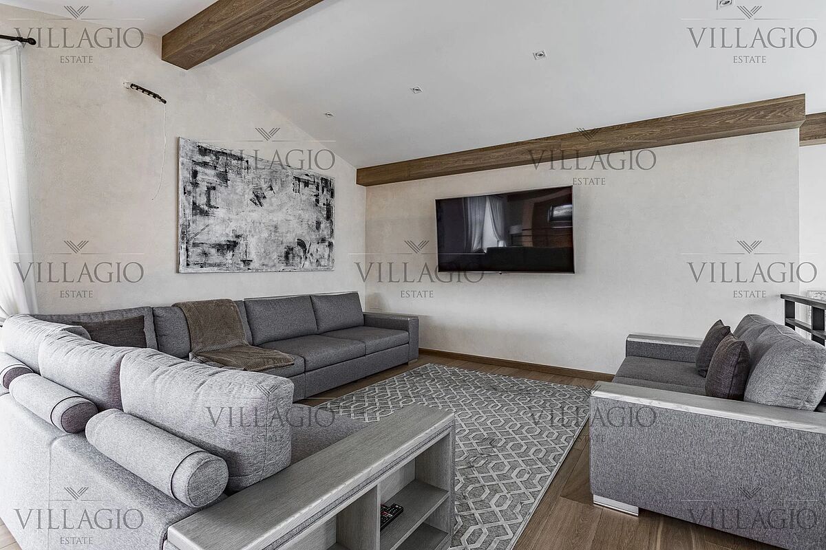 Дом под чистовую отделку рядом с набережной