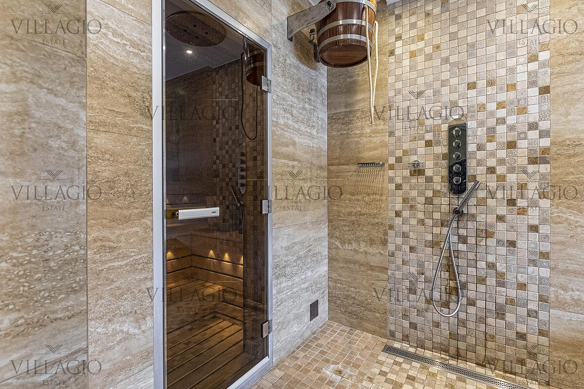 Дом со своим выходом к «венецианскому‎» каналу