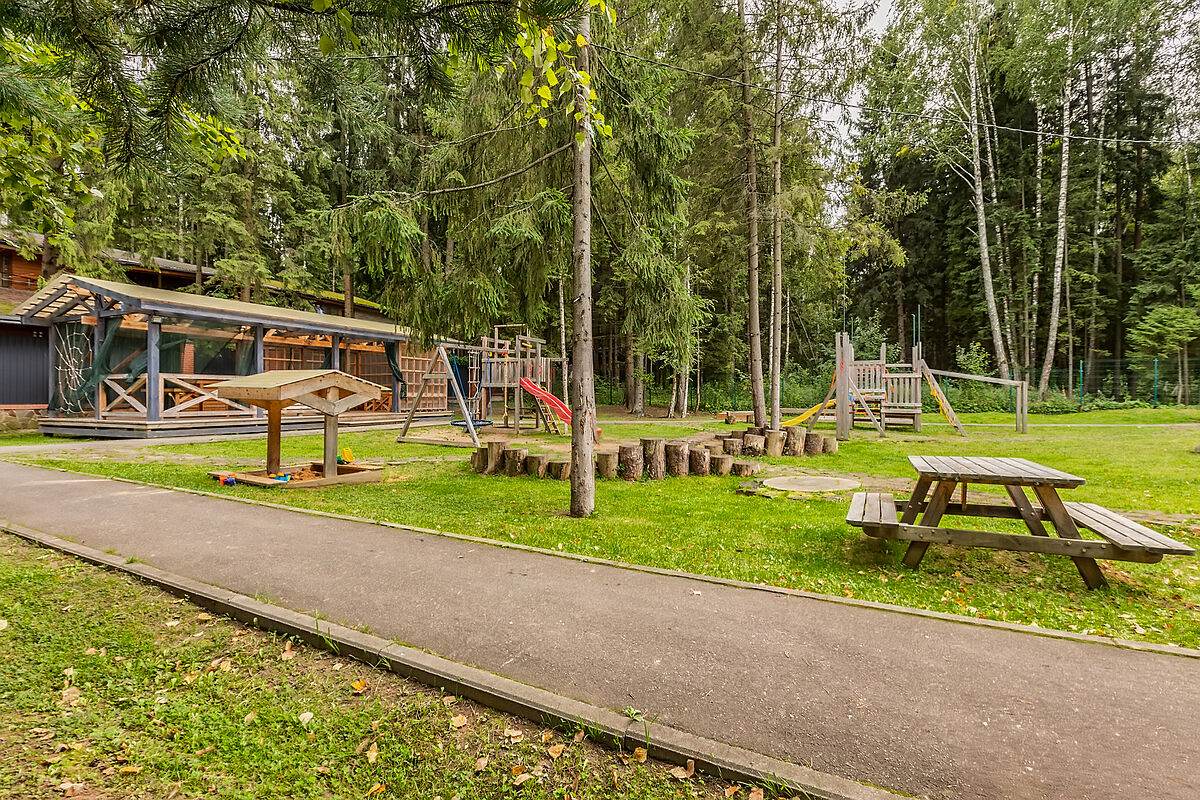 Кленовая Аллея