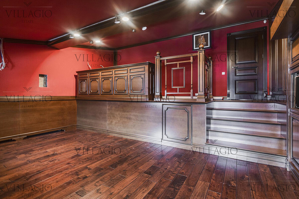 Дом со своим выходом к «венецианскому‎» каналу