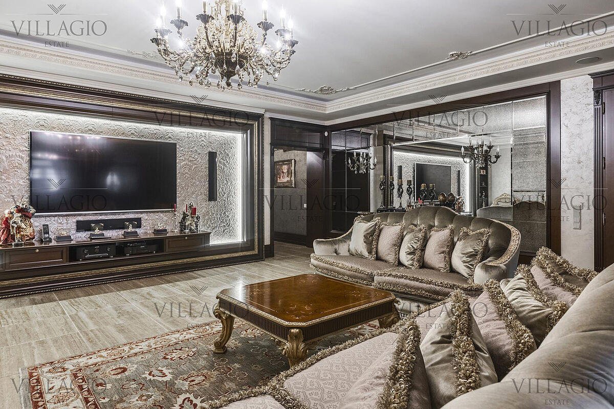 Дом со своим выходом к «венецианскому‎» каналу