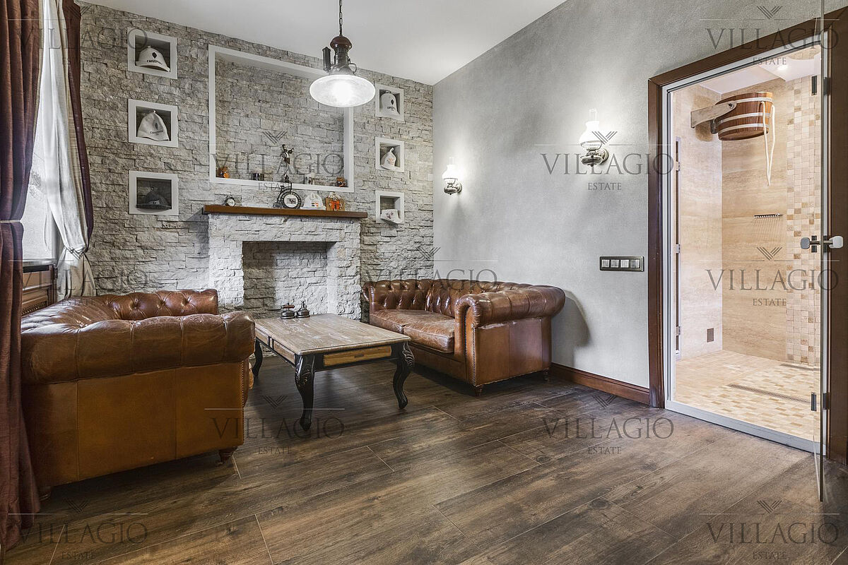 Дом со своим выходом к «венецианскому‎» каналу