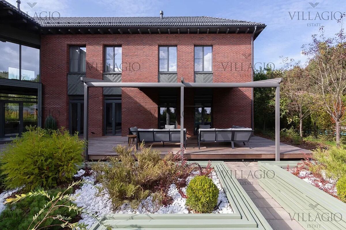 Двухэтажный дом под ключ 