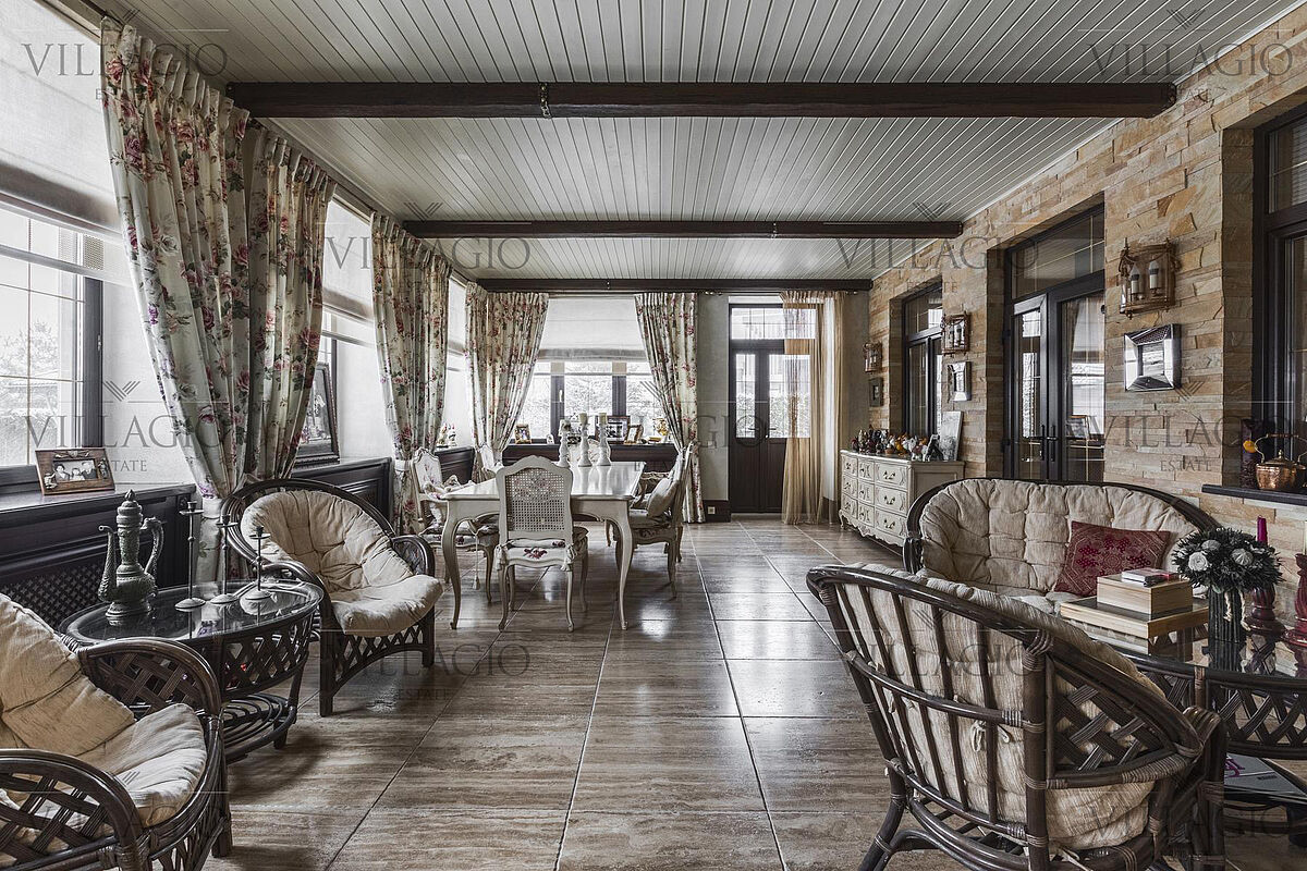 Дом со своим выходом к «венецианскому‎» каналу