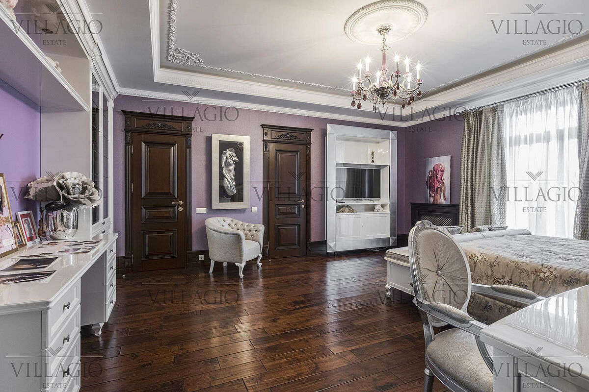 Дом со своим выходом к «венецианскому‎» каналу