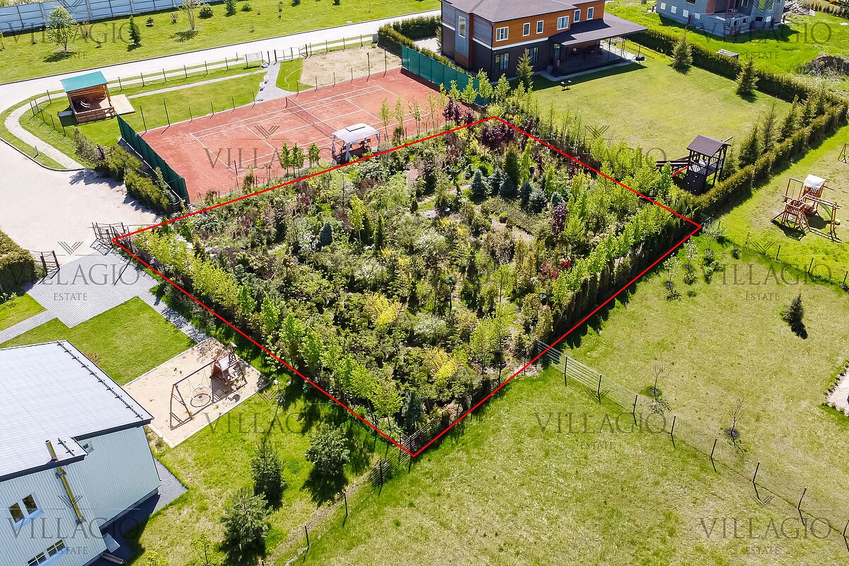 Загородный участок