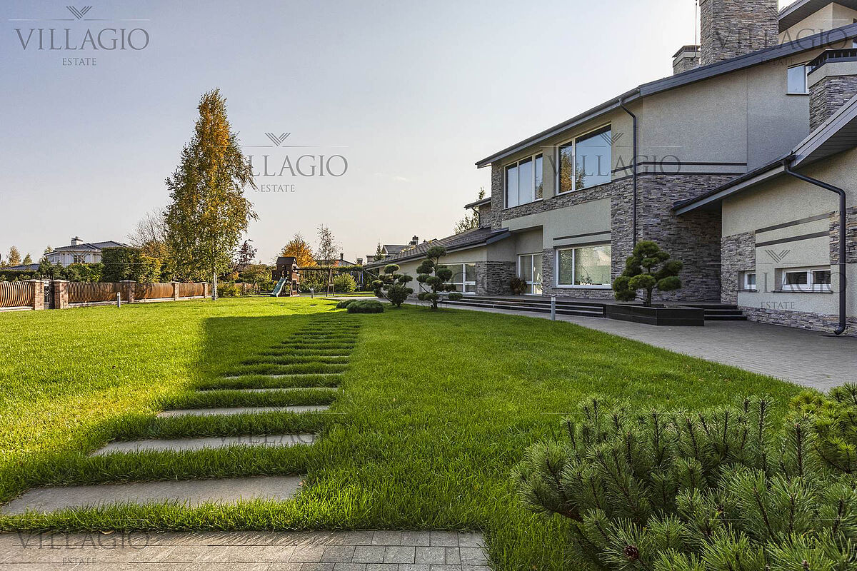 Резиденция со своим выходом к каналу