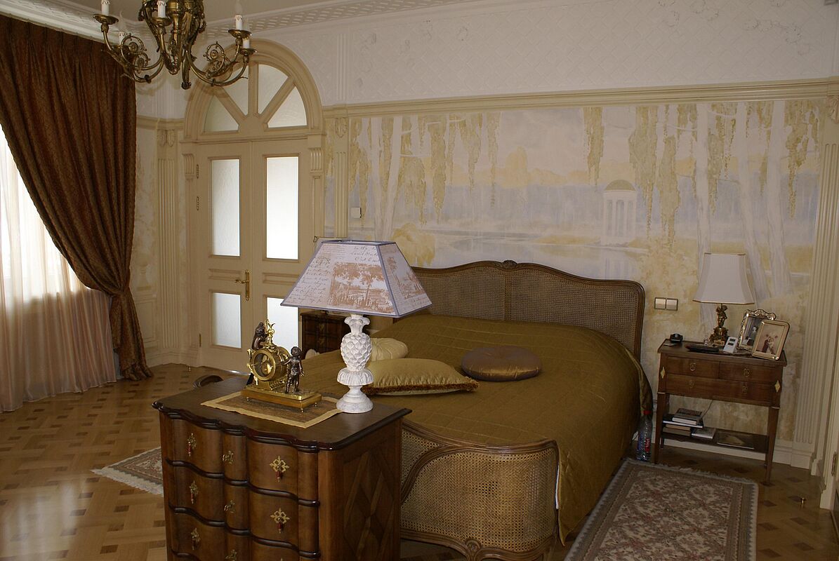 “Умный дом” у пруда с водопадом с домашним spa-салоном и автомойкой