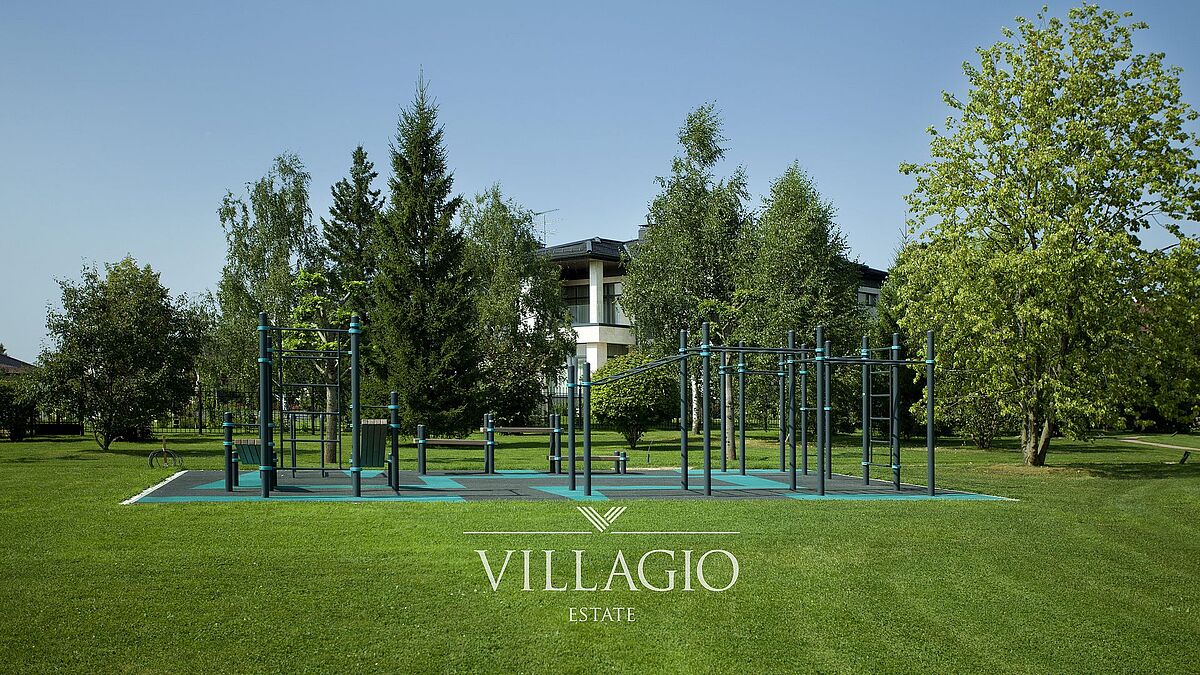 Спортивная площадка в Парке Лабиринт