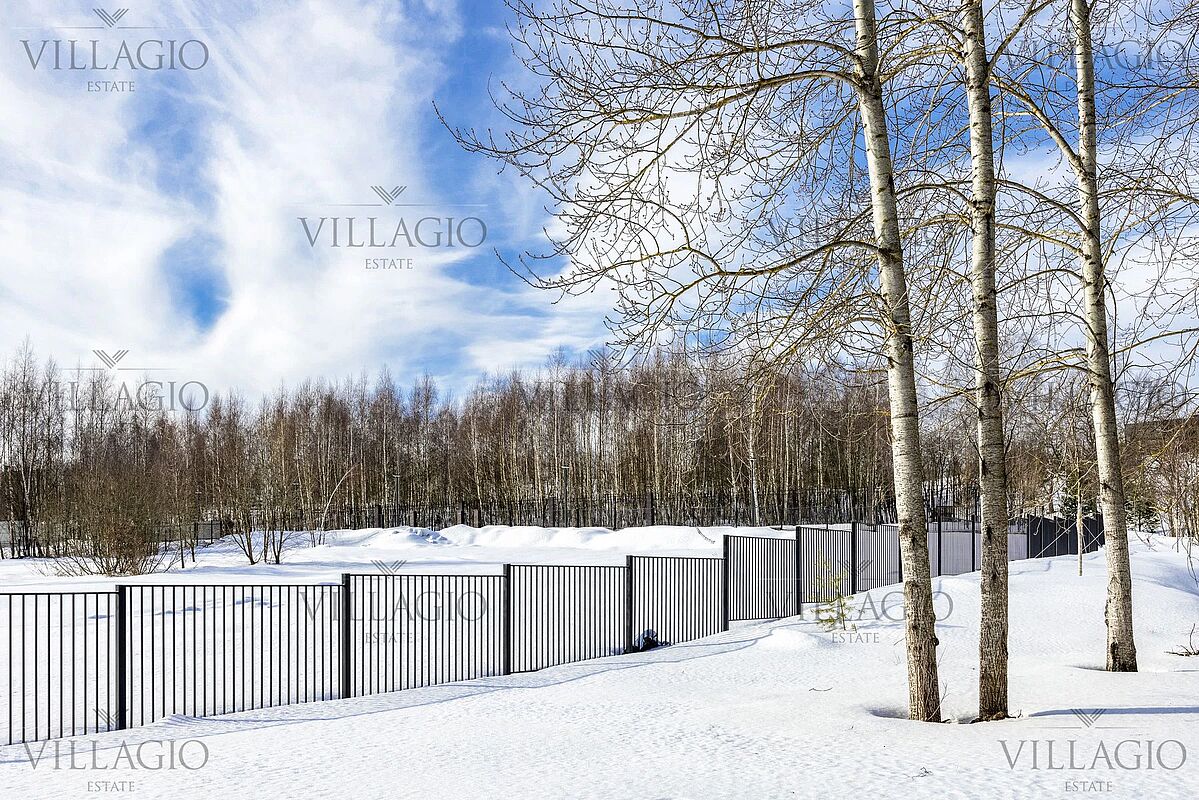 Экстерьер  (фото с лого)