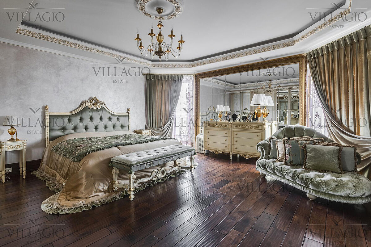 Дом со своим выходом к «венецианскому‎» каналу