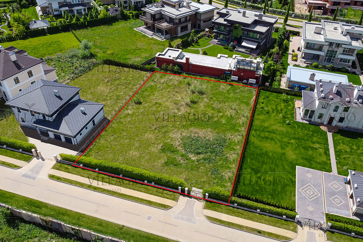 Участок правильной формы