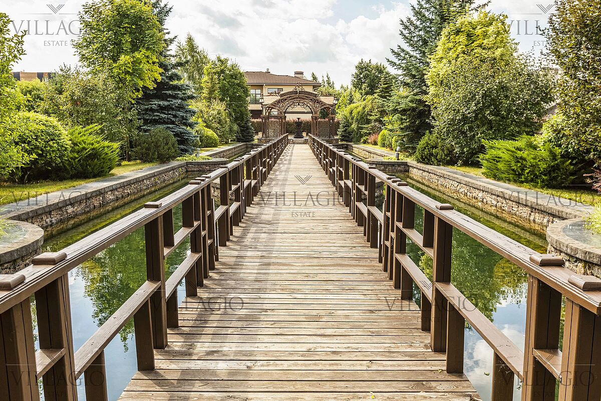 Загородный участок