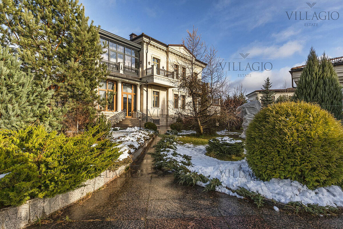 Загородный дом