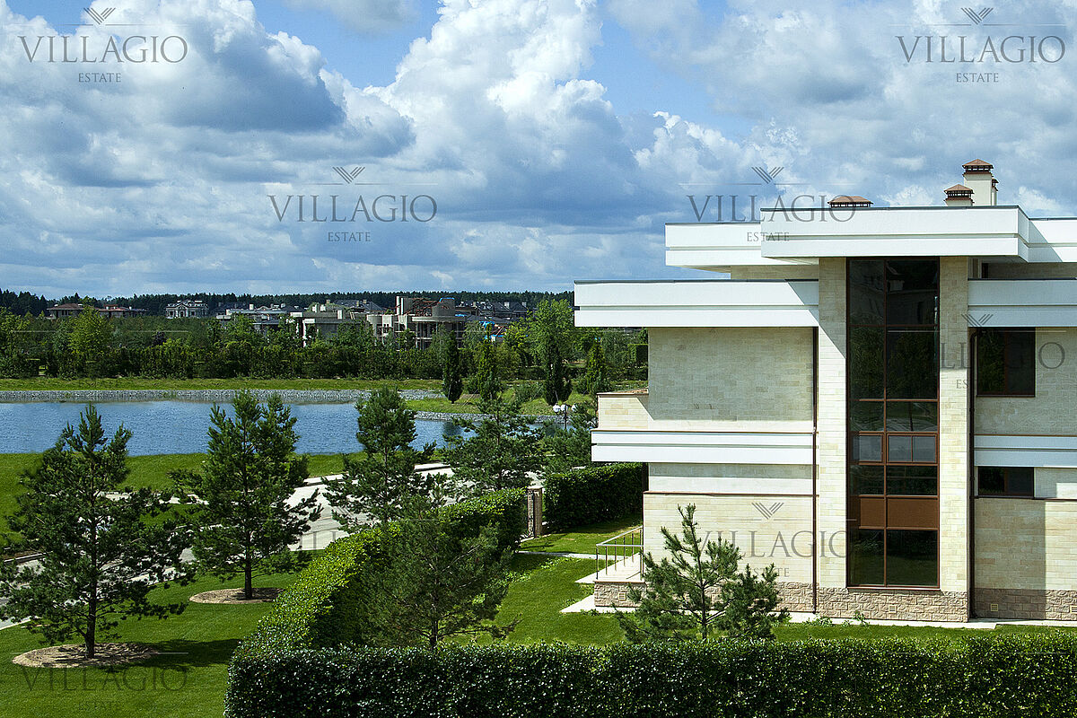 Резиденция у озера 