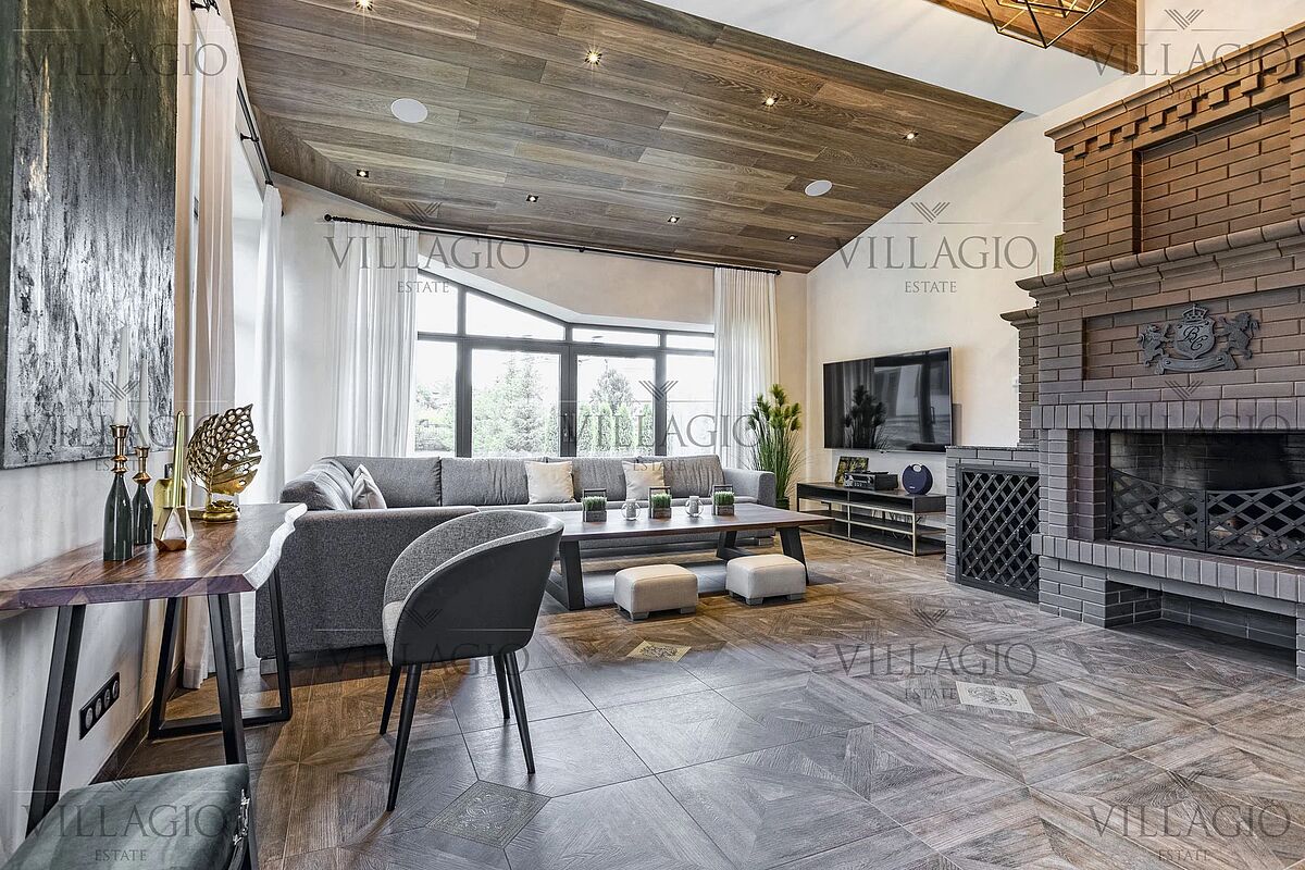 Дом под чистовую отделку рядом с набережной