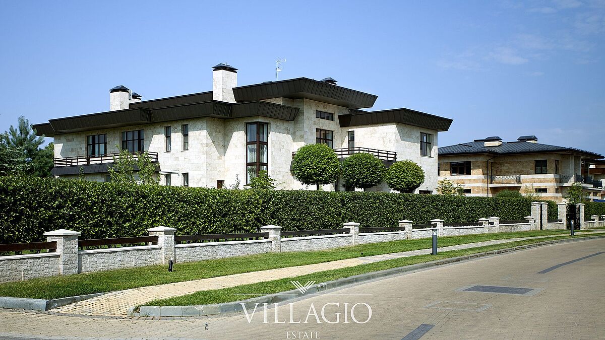 Современная классика в 5 квартале