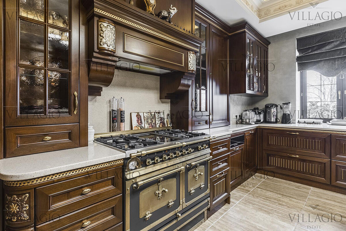 Дом со своим выходом к «венецианскому‎» каналу