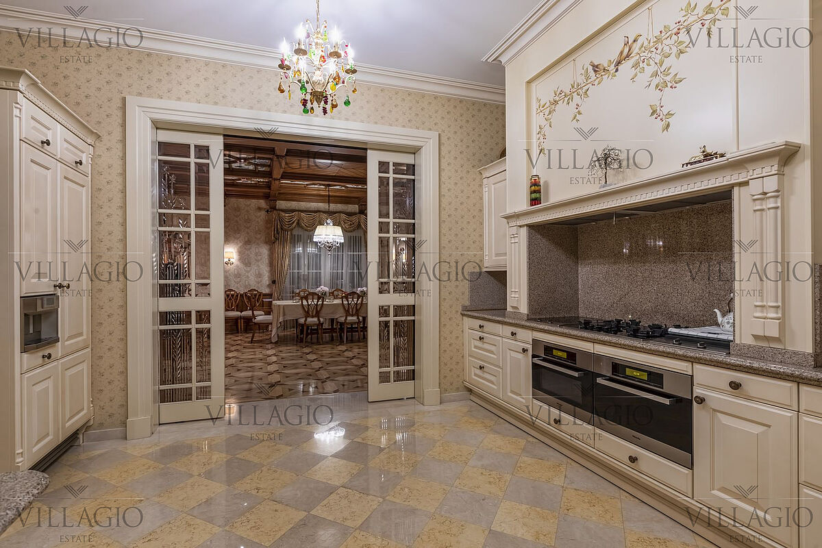 Резиденция в стиле русской усадьбы