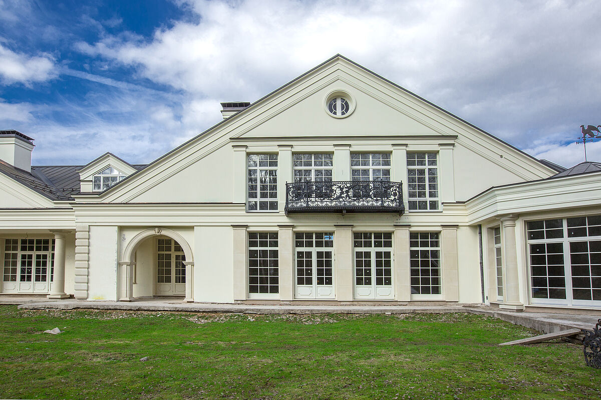 Дом у леса для большой семьи