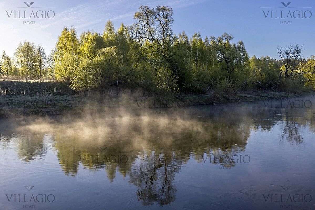 Экстерьер  (фото с лого)