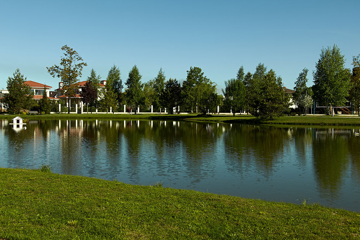 Озеро посёлка Новорижский