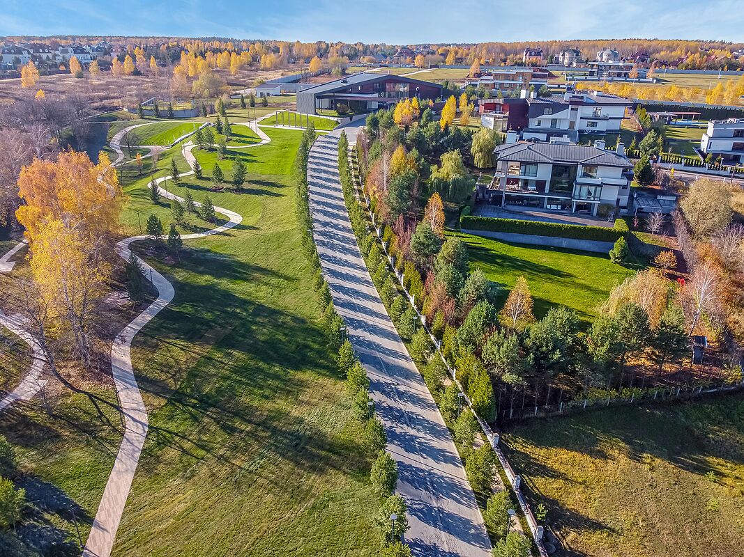 Фото сверху 