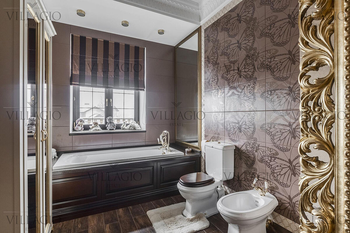 Дом со своим выходом к «венецианскому‎» каналу