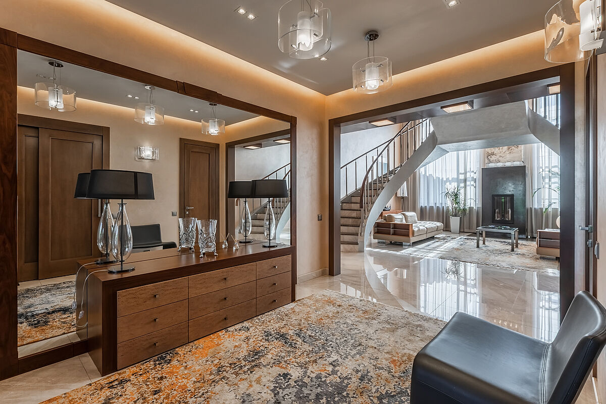 Загородный дом с бассейном в современном стиле