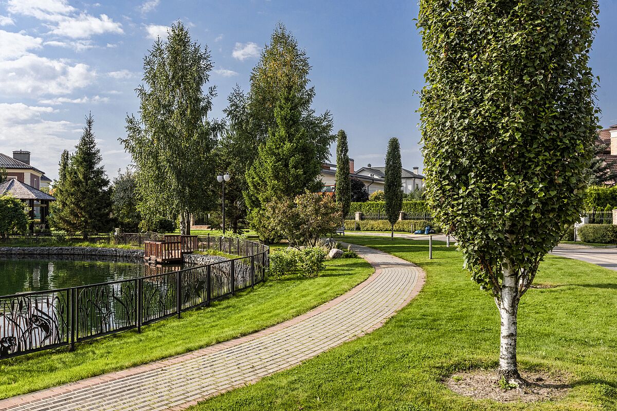 Набережная 