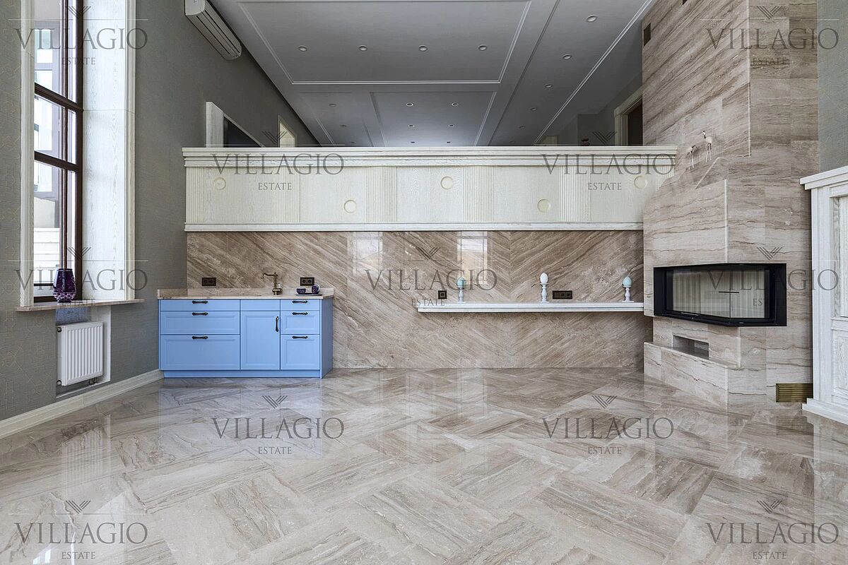 Дом рядом с двумя парками