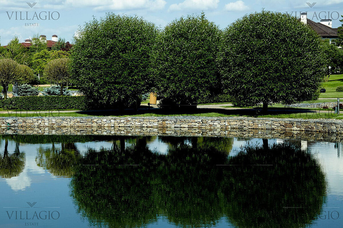 Озеро в Парке Трех Озёр