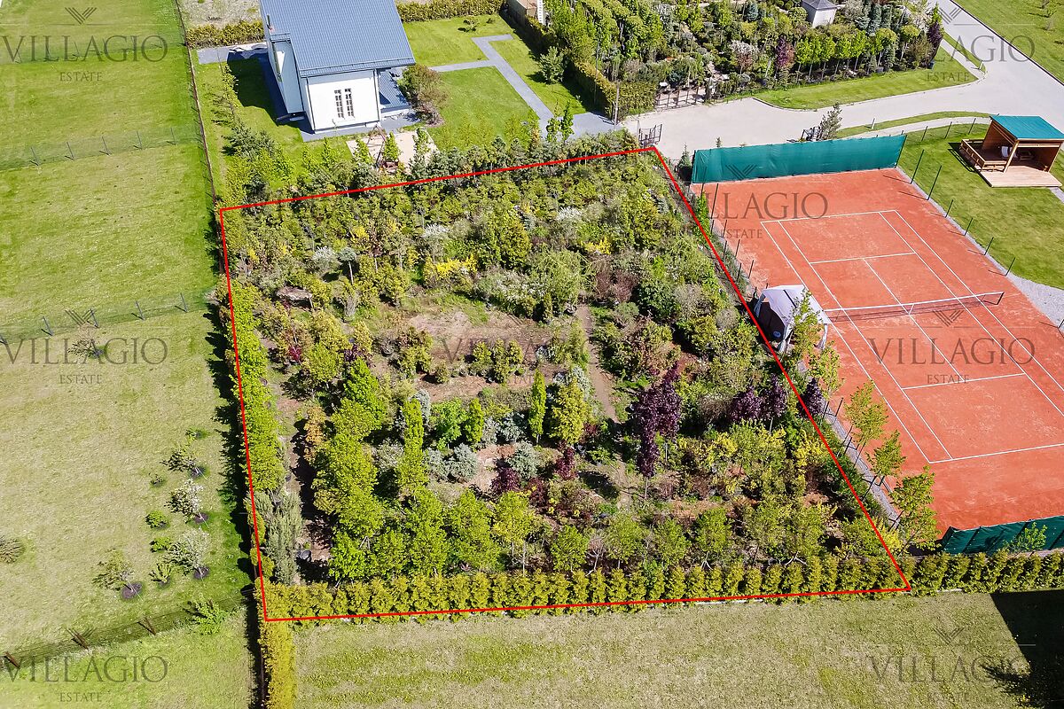 Загородный участок