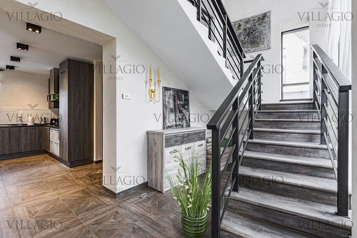 Дом под чистовую отделку рядом с набережной