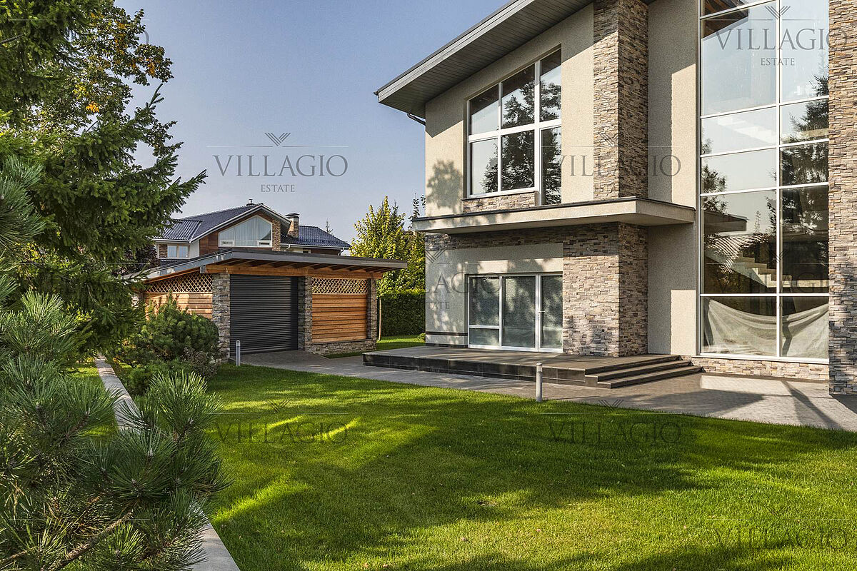 Резиденция со своим выходом к каналу