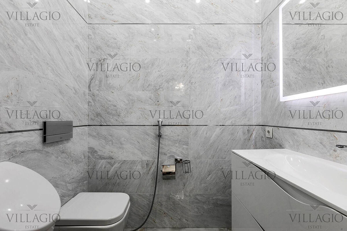 Дом с лифтом, бассейном и 3 террасами