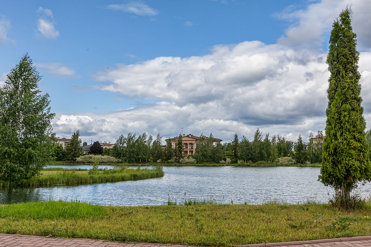 Резиденция Монолит