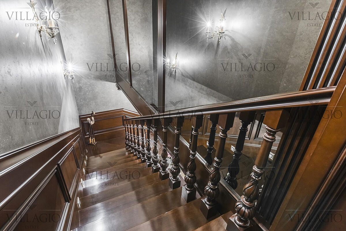 Дом со своим выходом к «венецианскому‎» каналу