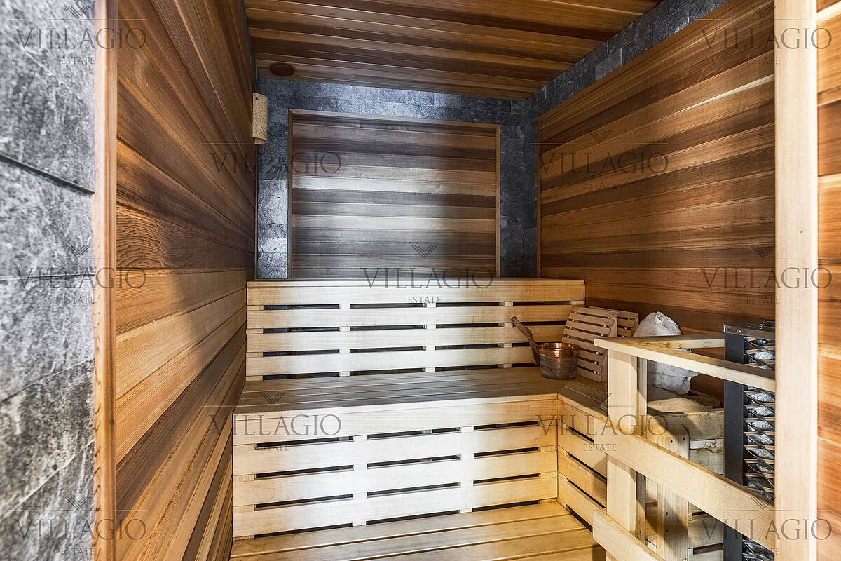 Резиденция со своим выходом к каналу