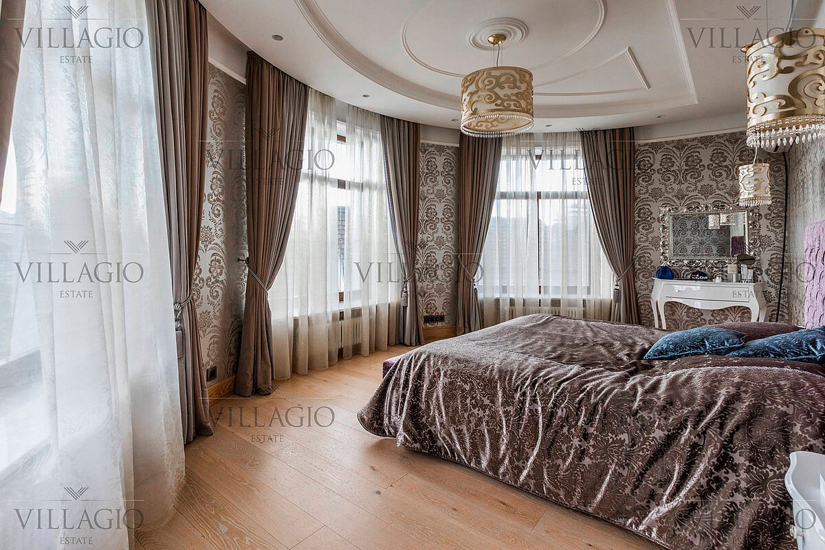 Особняк со spa-центром на участке
