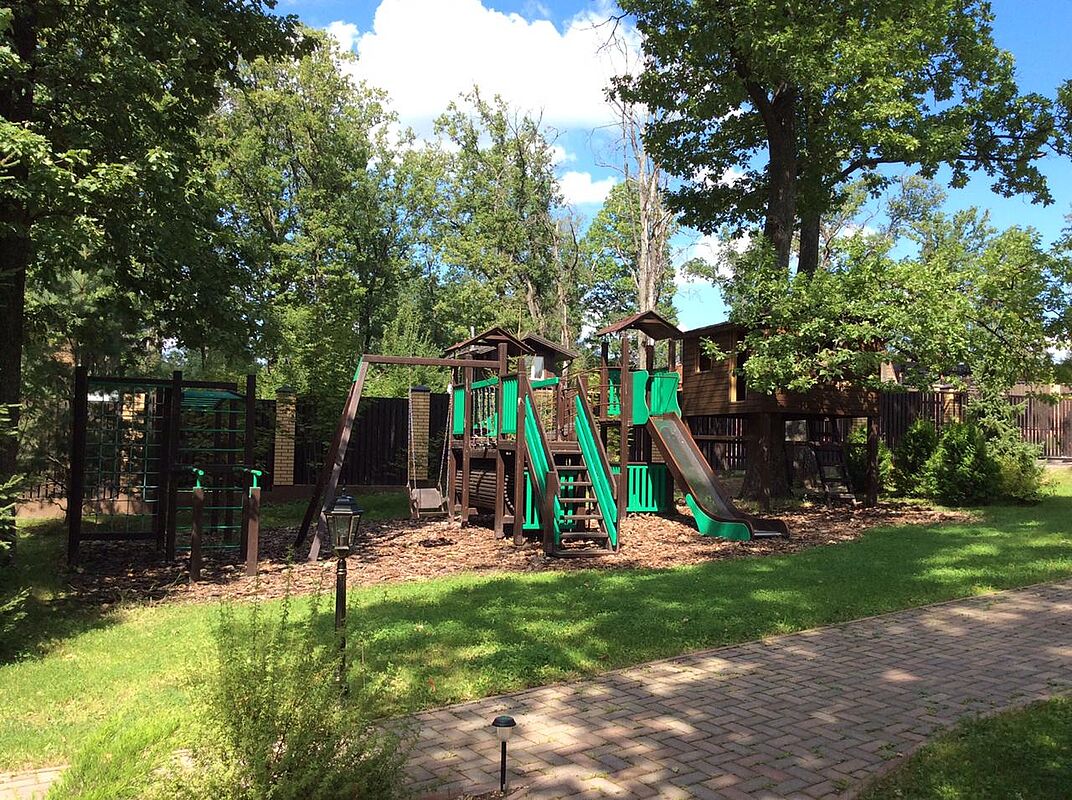 Усадьба на лесном участке 60 соток