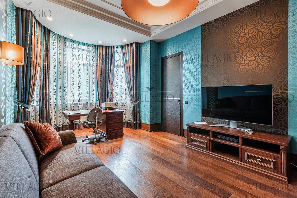 Особняк со spa-центром на участке