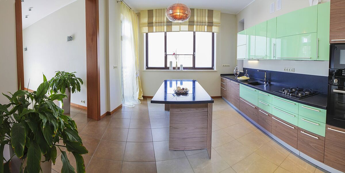 Современный дом в загородном поселке