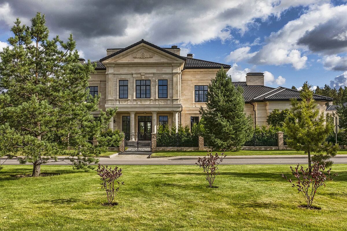 Классическая резиденция на главном бульваре 