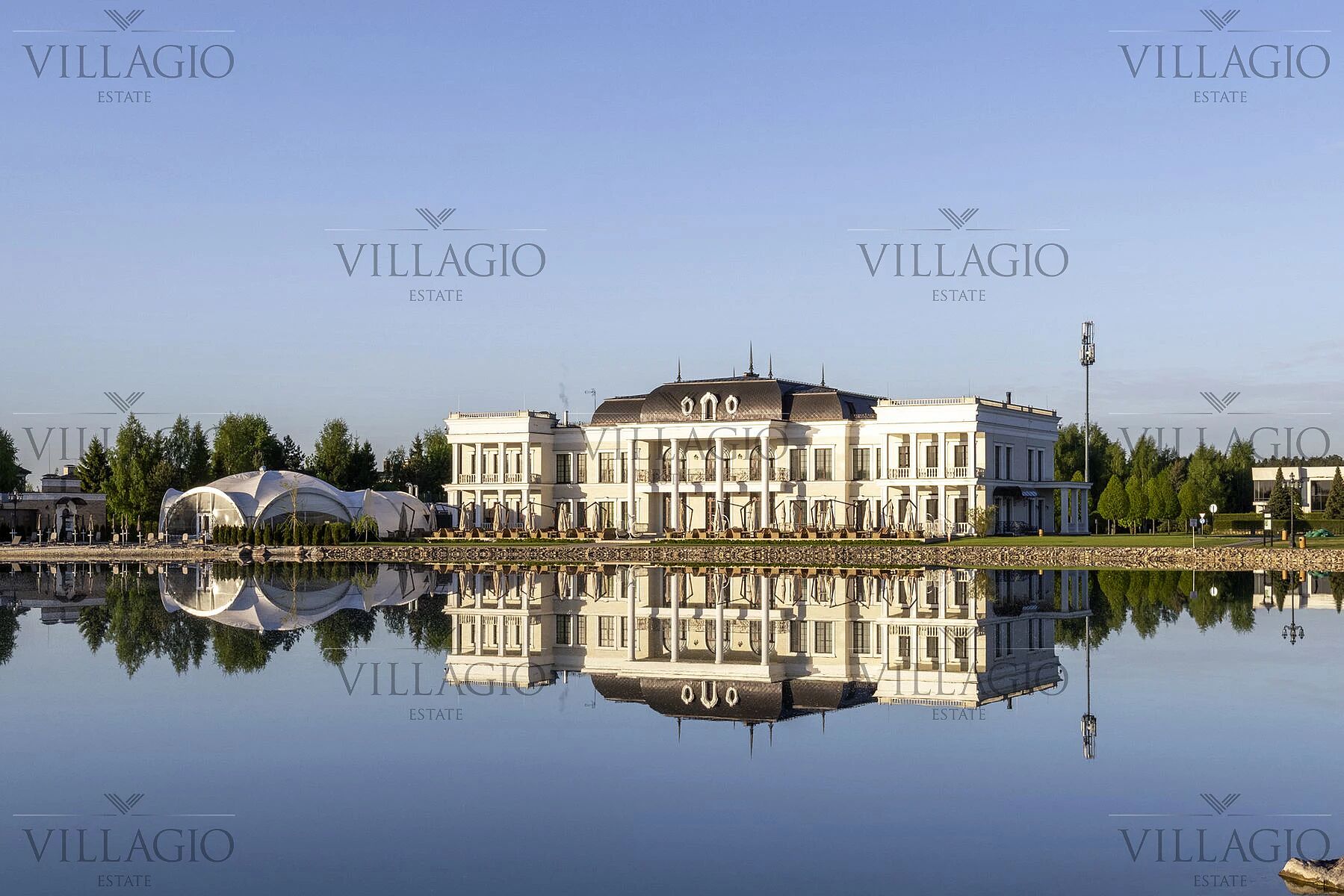 Дома рядом с водой 