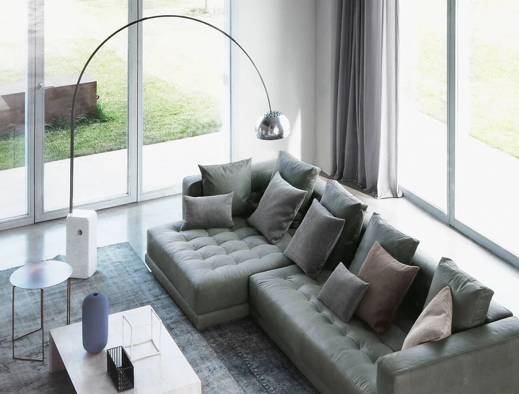 Культ дизайна: лампа Arco от Flos