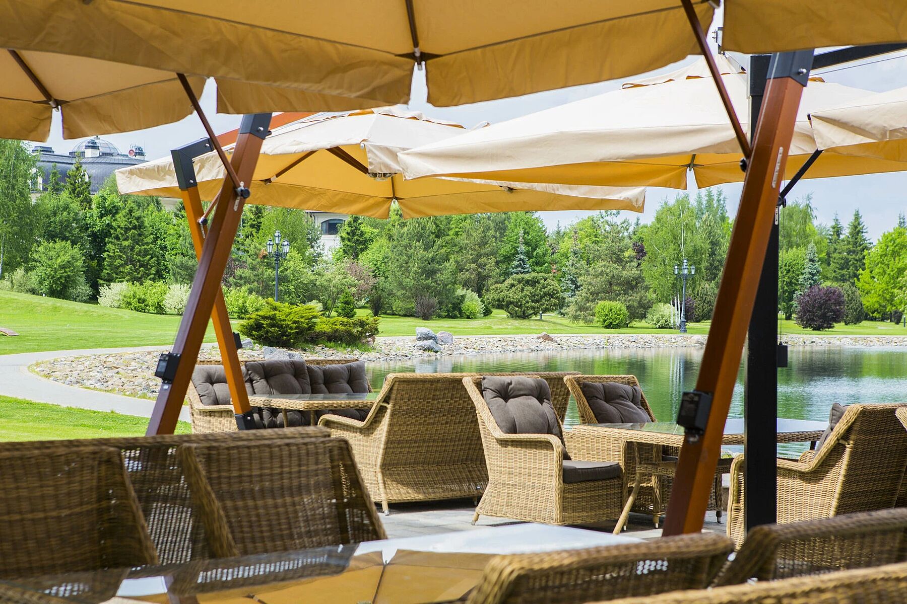 Программа ресторана Millennium на выходные: музыкальные вечера и анимация для детей