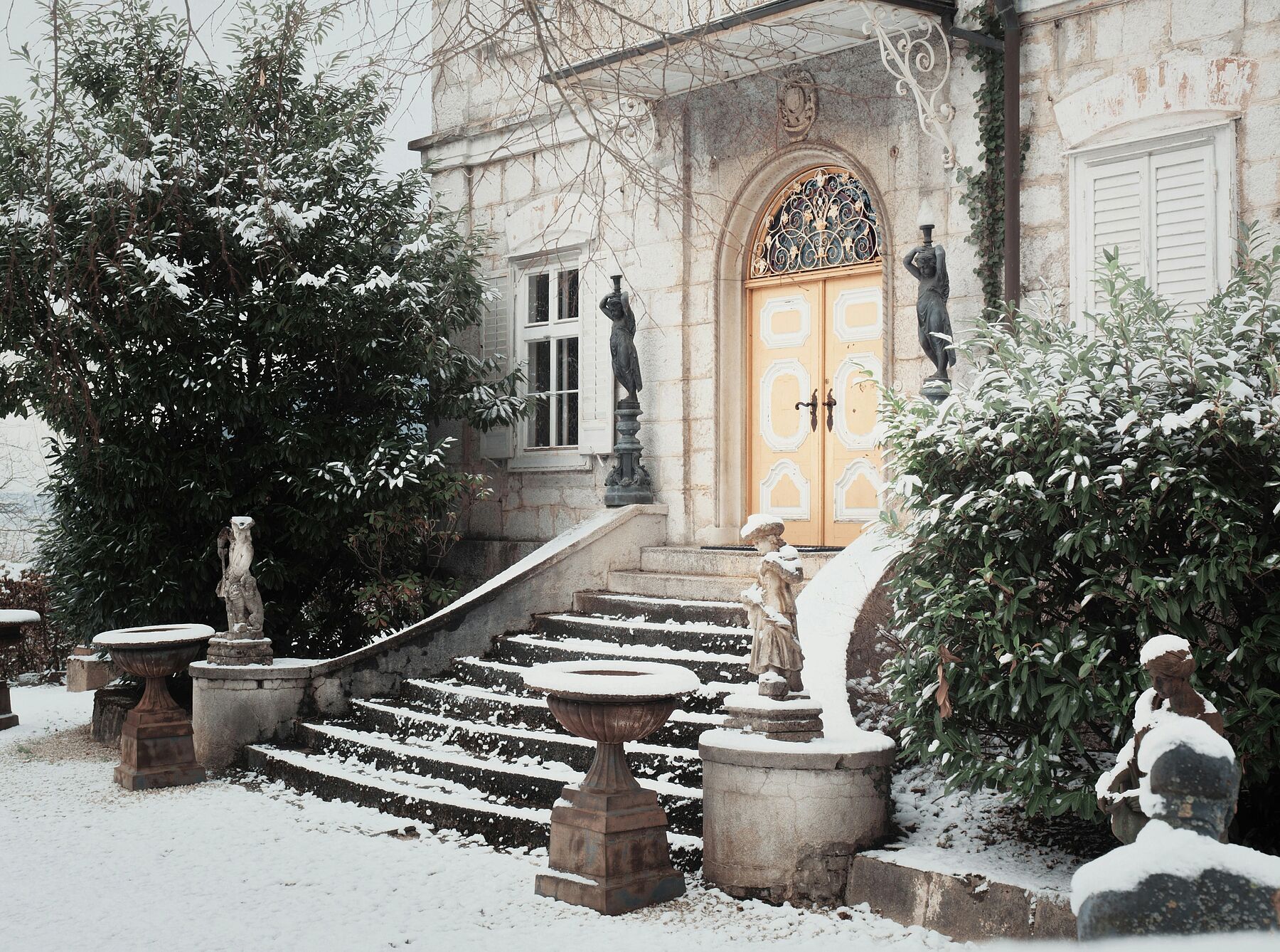 Быстрая расчистка снега после снегопада